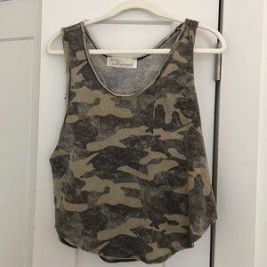 Camo top